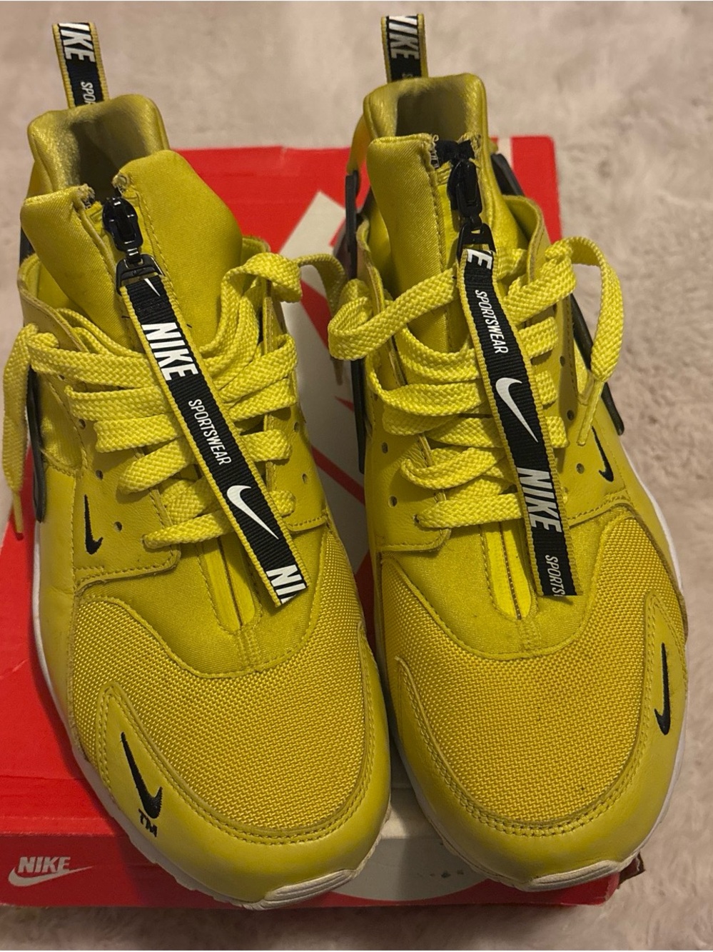 Nike Air Huarache Run PRM Zip Bright Citron Men’s Size 12